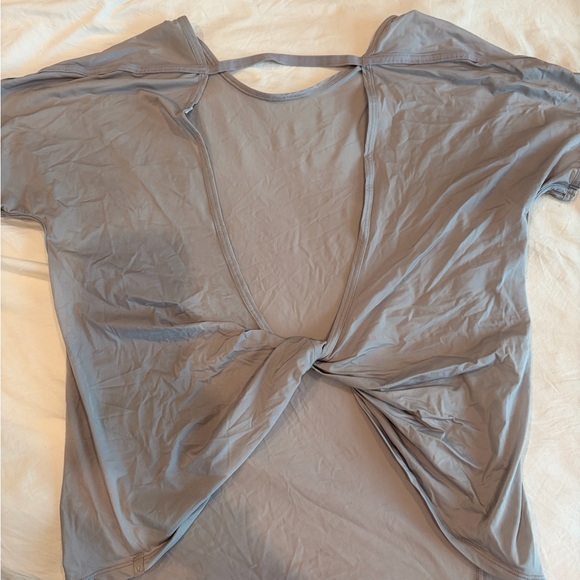 Tops - Lululemon twist back top